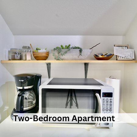 Boutique Apartment In Historic Downtown אלבני מראה חיצוני תמונה
