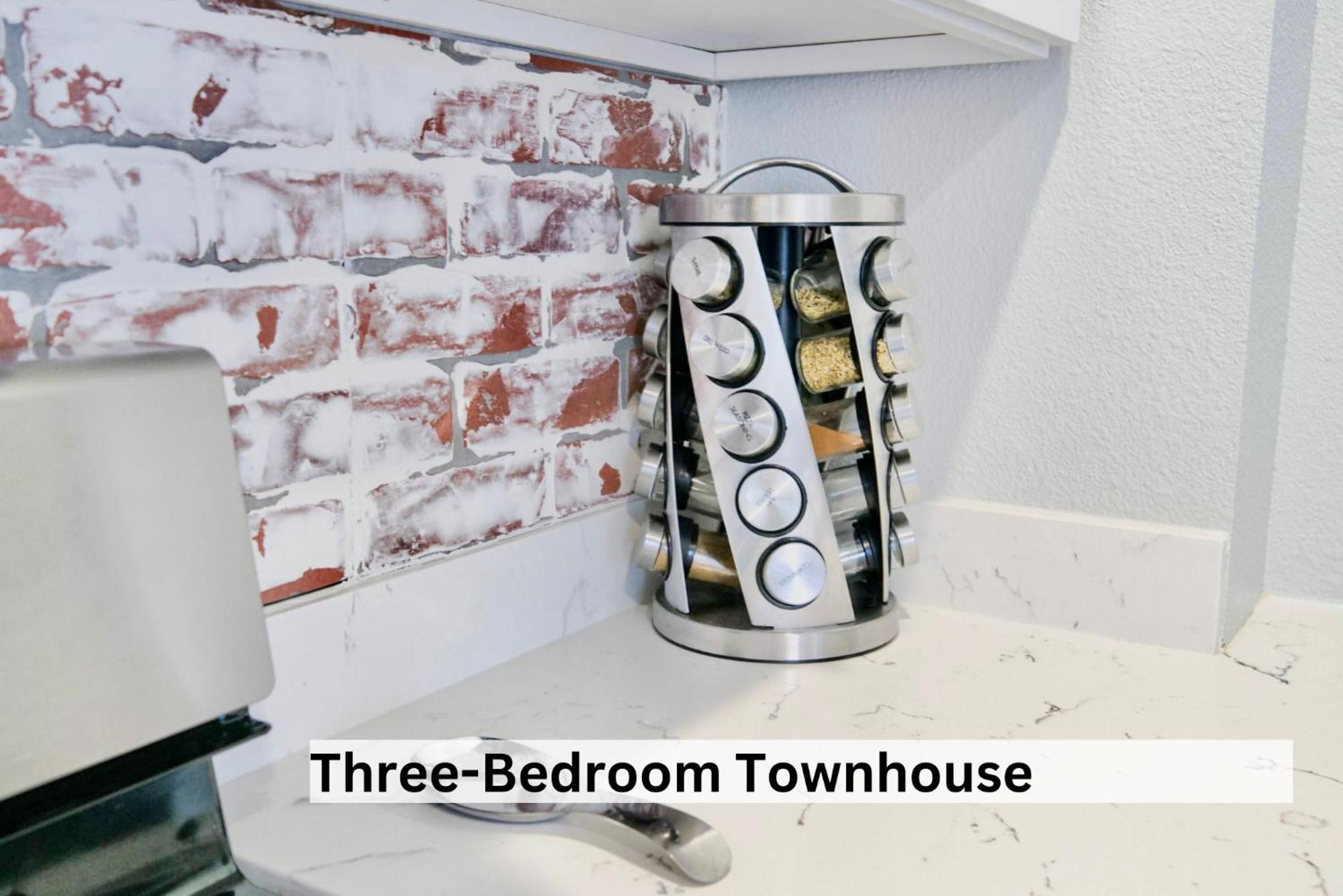 Boutique Apartment In Historic Downtown אלבני מראה חיצוני תמונה