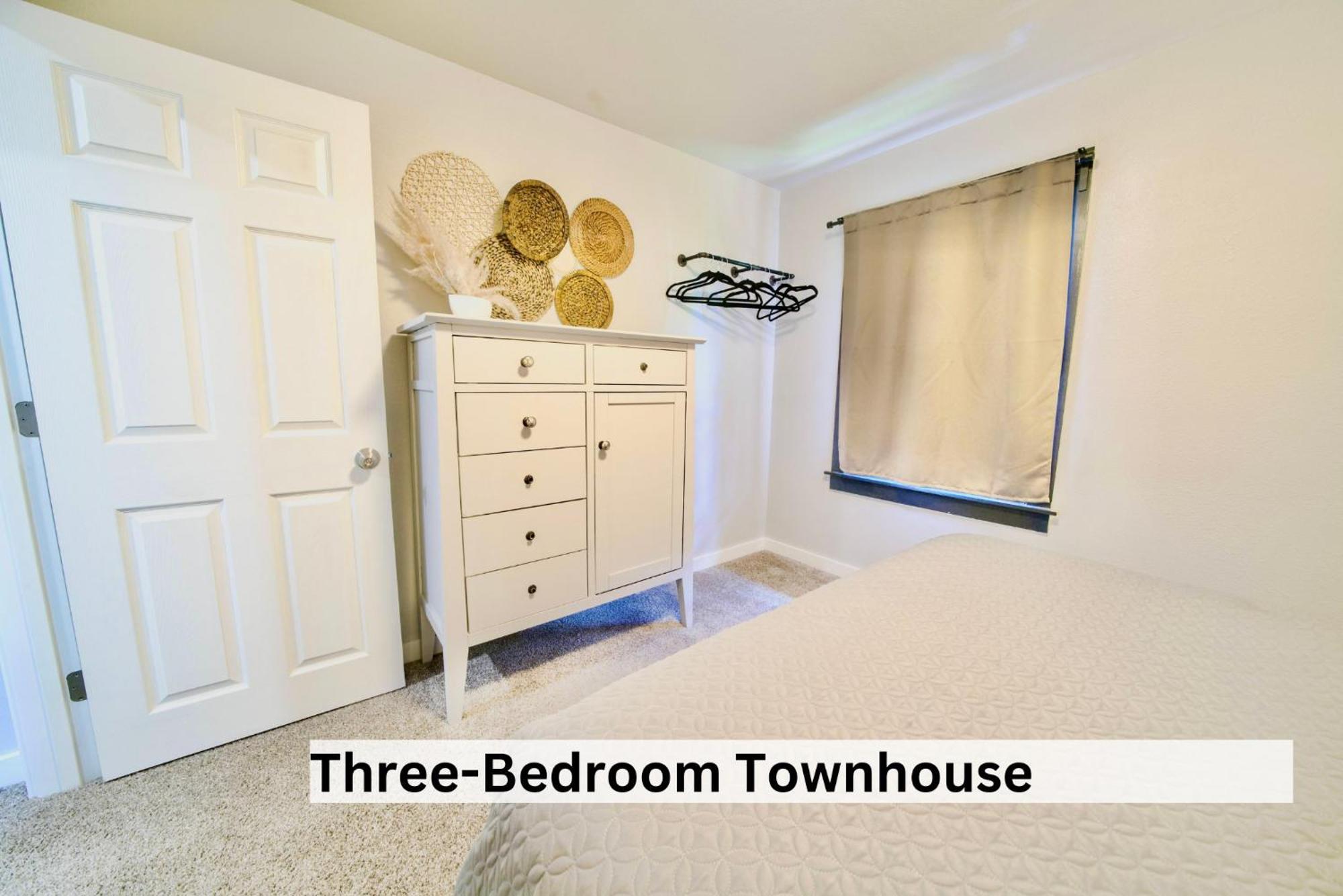 Boutique Apartment In Historic Downtown אלבני מראה חיצוני תמונה