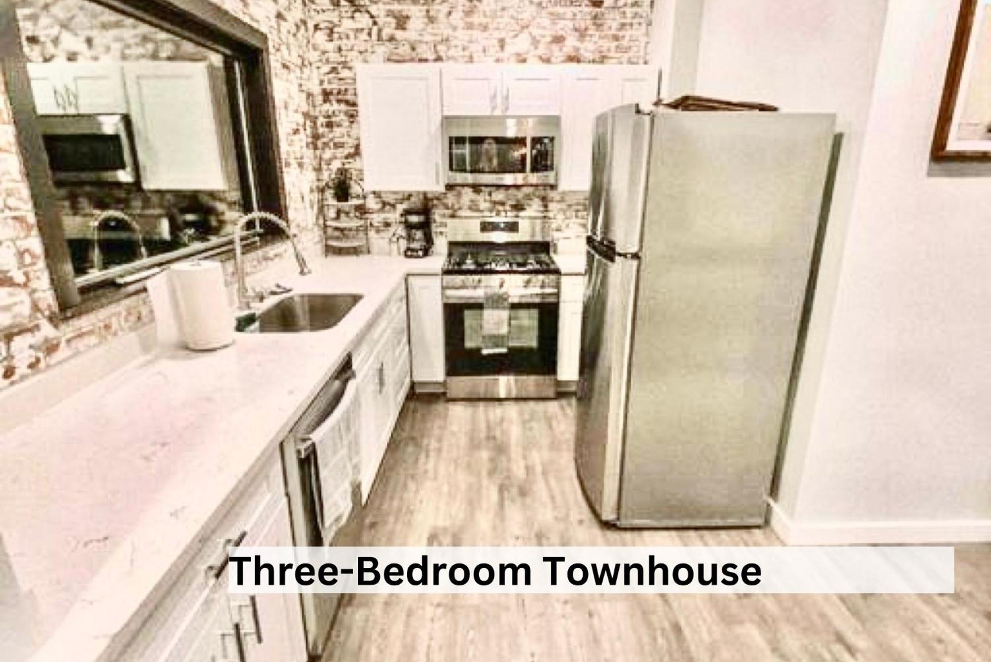 Boutique Apartment In Historic Downtown אלבני מראה חיצוני תמונה