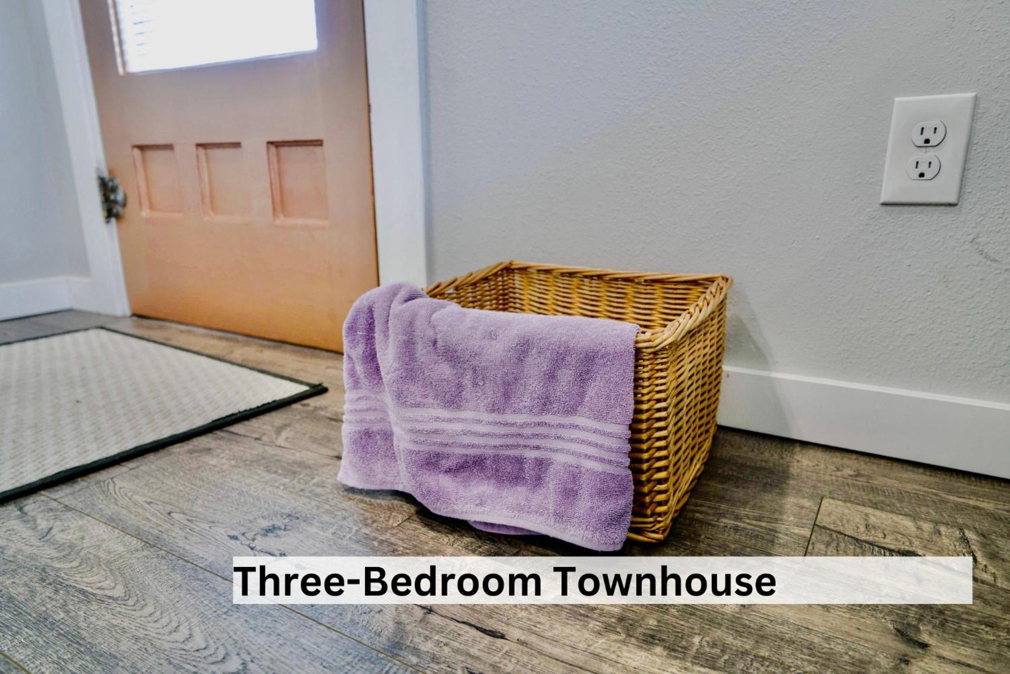Boutique Apartment In Historic Downtown אלבני מראה חיצוני תמונה