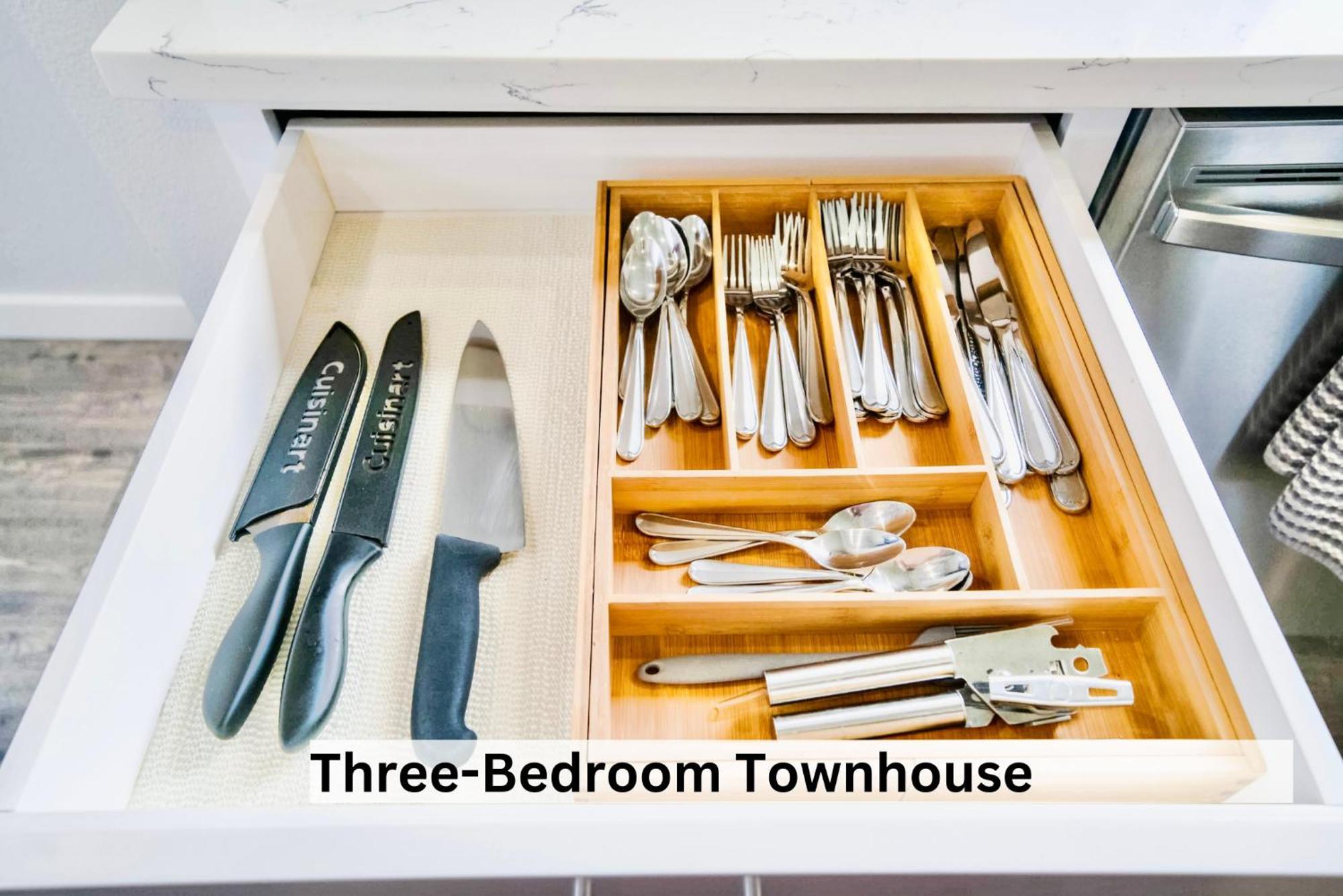 Boutique Apartment In Historic Downtown אלבני מראה חיצוני תמונה