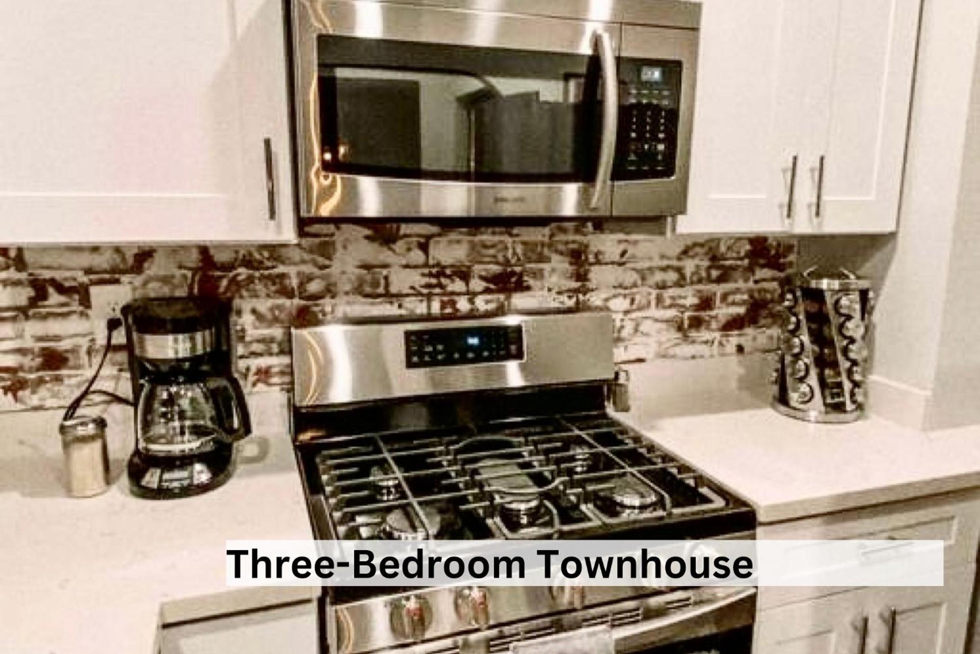 Boutique Apartment In Historic Downtown אלבני מראה חיצוני תמונה