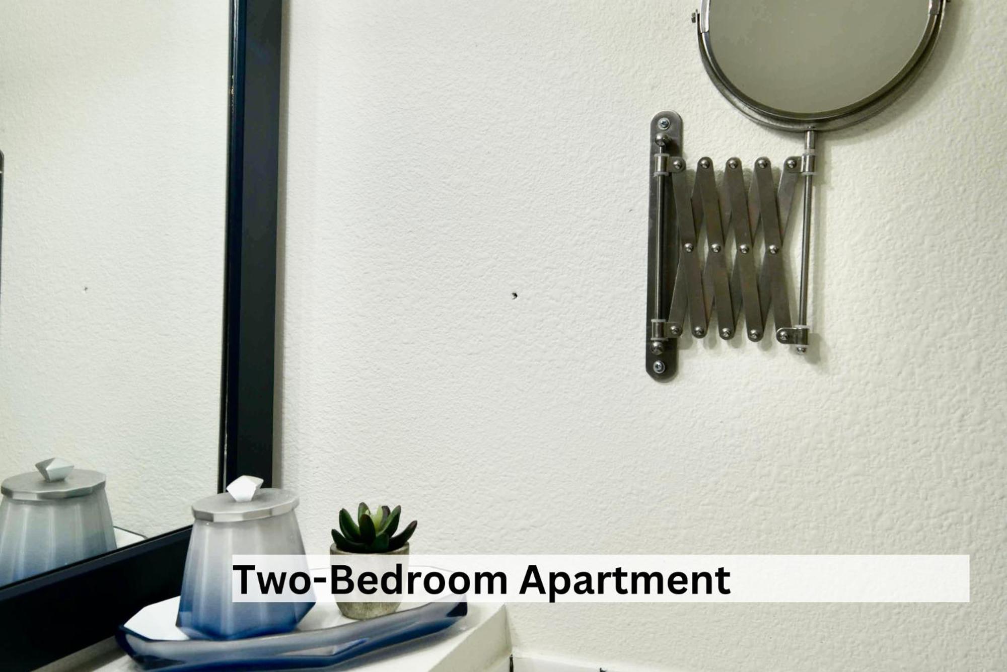 Boutique Apartment In Historic Downtown אלבני חדר תמונה